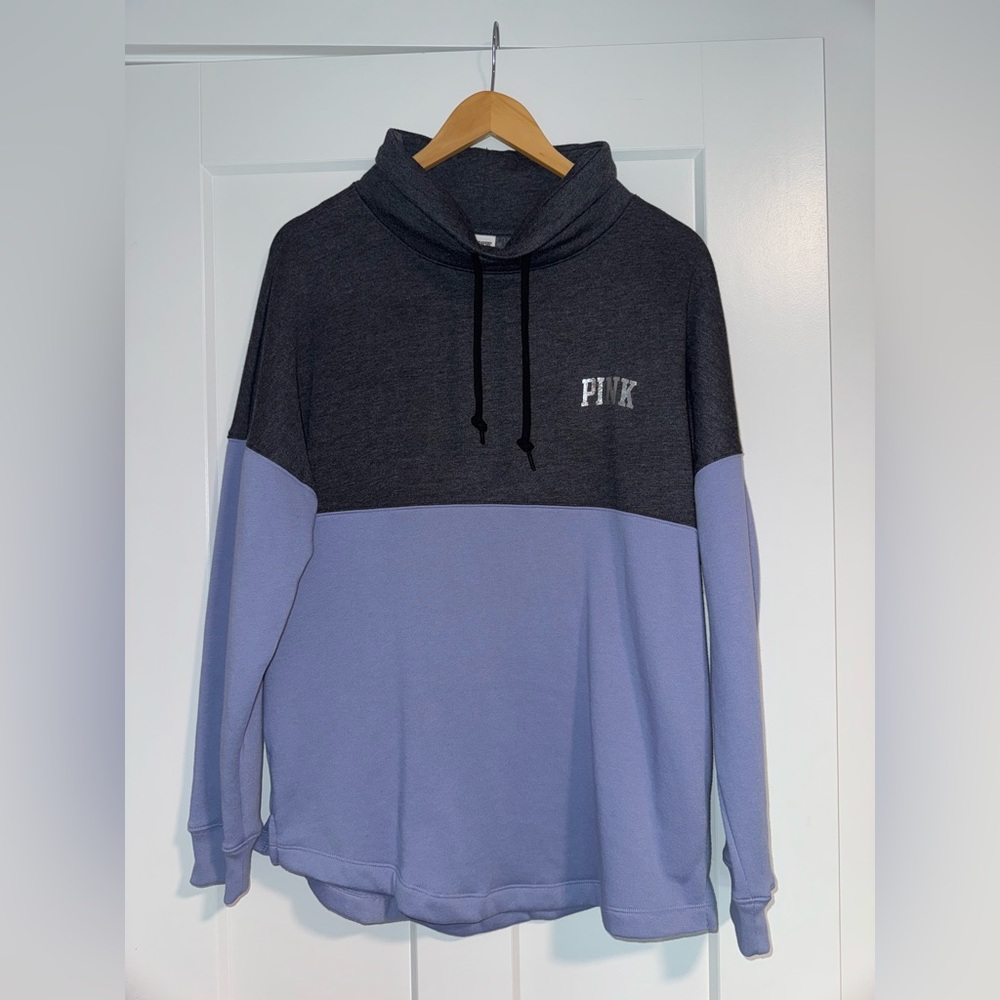 ⭐️NWT⭐️Oversized Victoria's Secret Black/Gray & Purple Sweater Modern Two-Tone